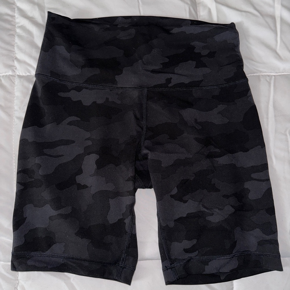 Lululemon Align High-Rise Shorts 6”
